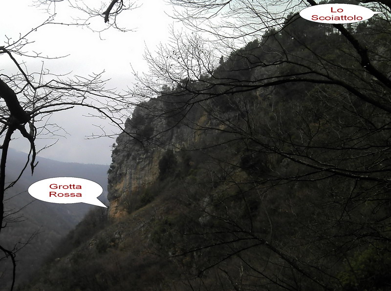 Grotta rossa Sperone.jpg