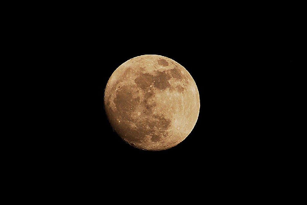 Lune 007r.jpg