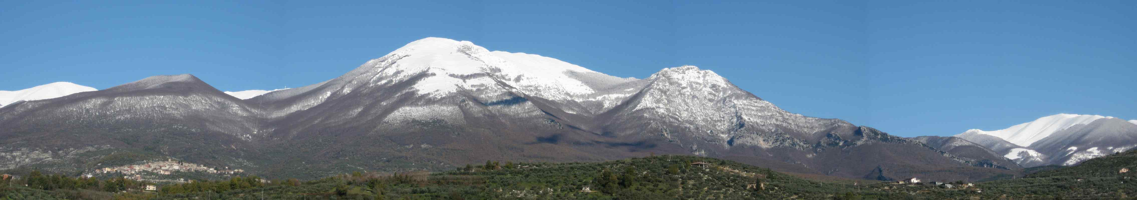 panoramica ernici neve 12-2012 ridotta.jpg