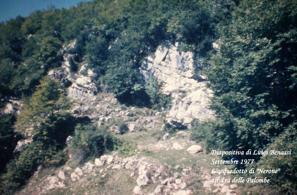 Vecchie dia 1977-Acquedotto Nerone 03 x.jpg
